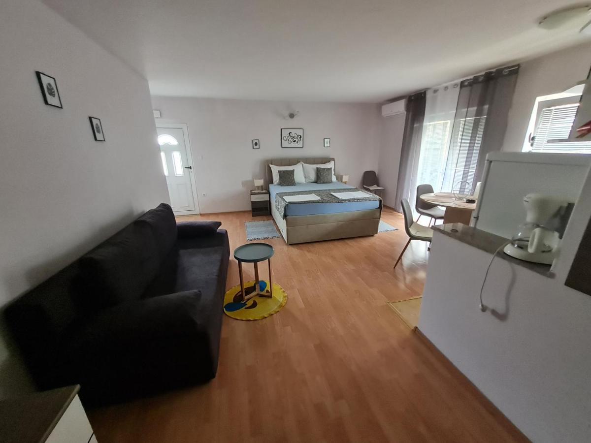 Apartments Bosnjak Šibenik Exteriör bild
